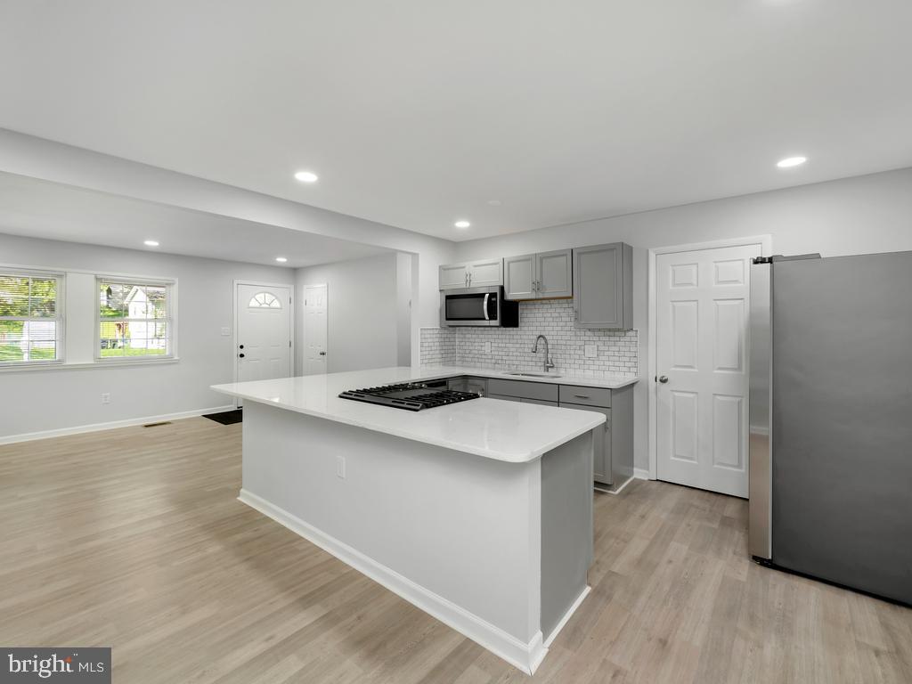 4543 Evansdale ROAD