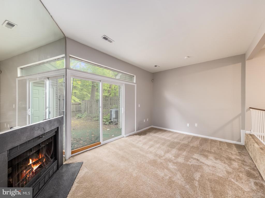 3669 Tavern WAY