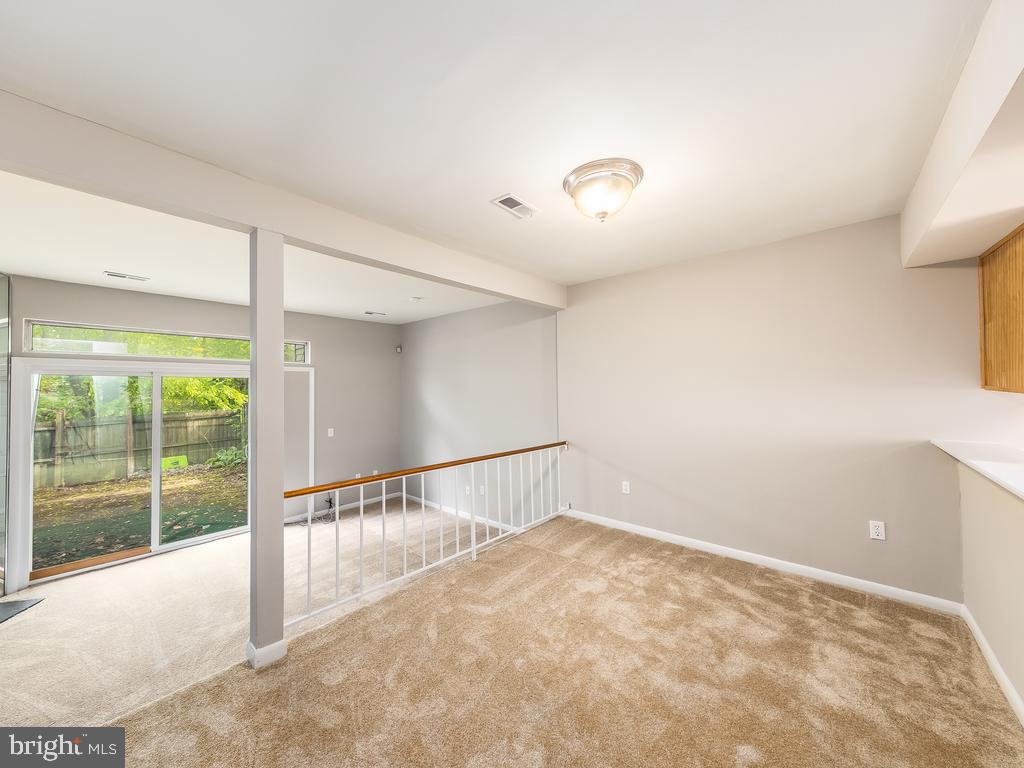 3669 Tavern WAY