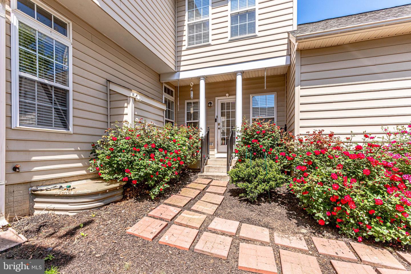 17081 Loftridge LANE