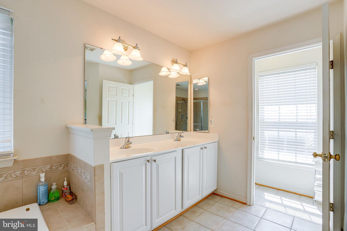 17081 Loftridge LANE