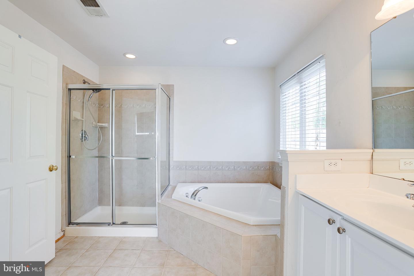 17081 Loftridge LANE