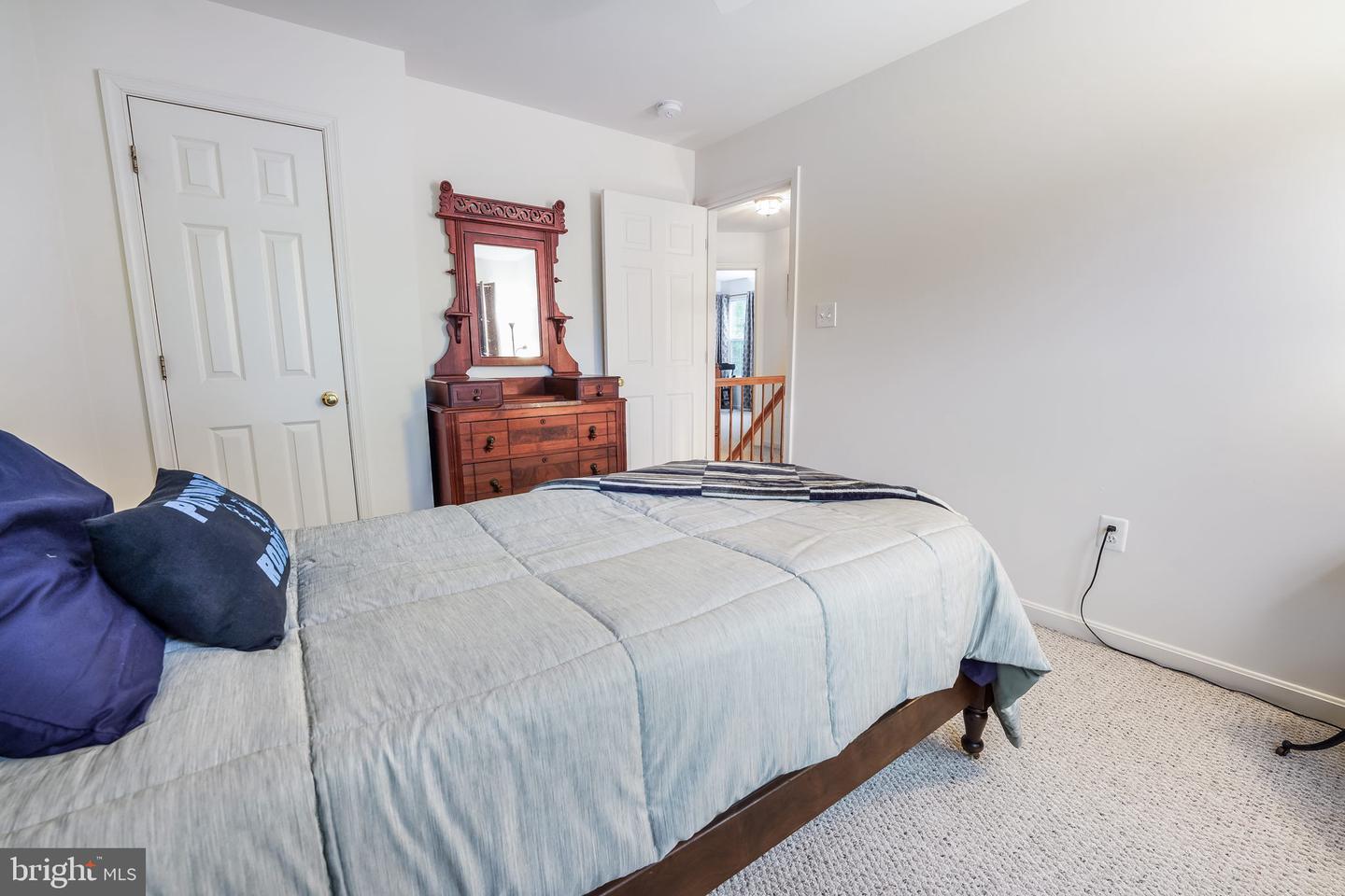 2901 Myrtlewood DRIVE