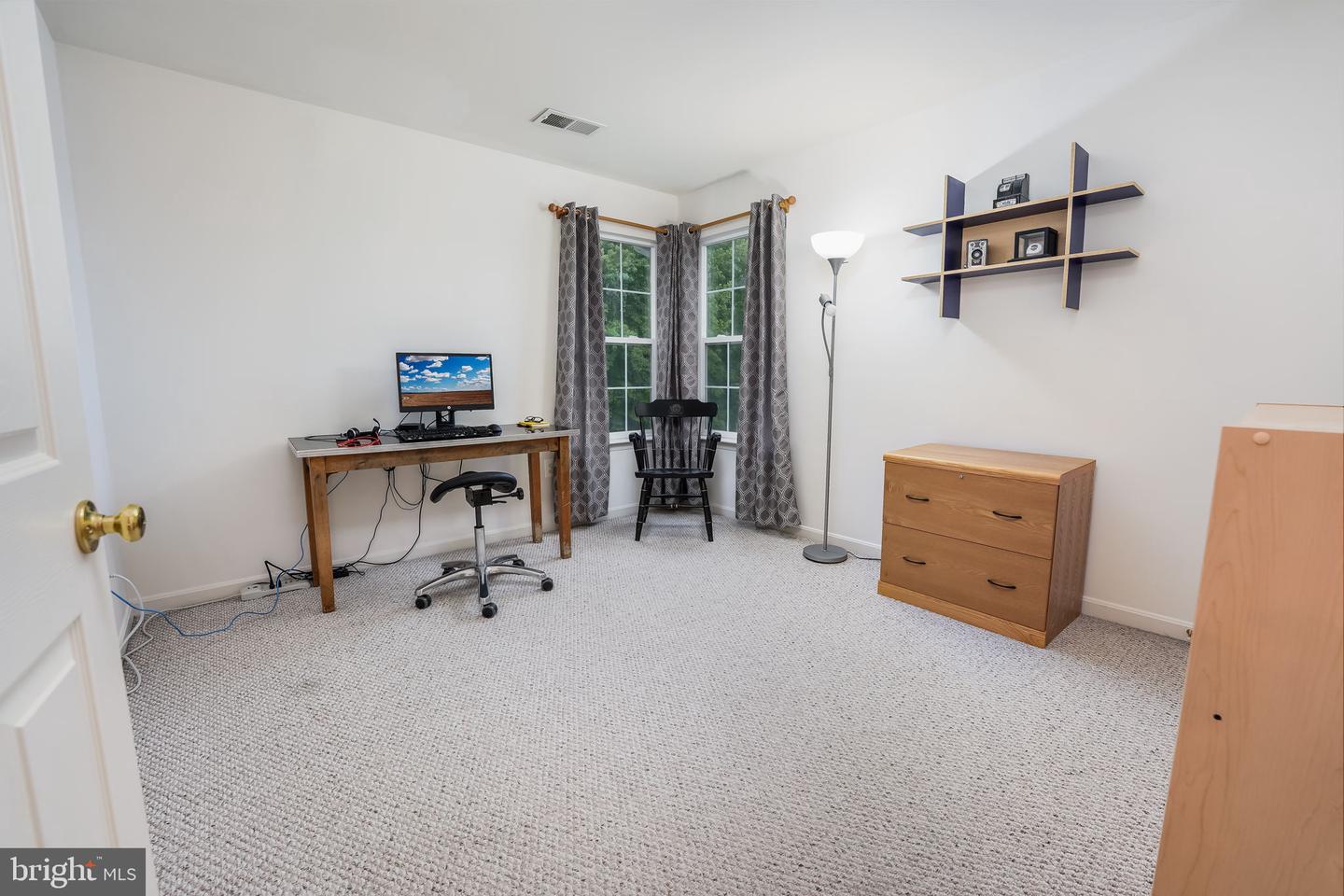 2901 Myrtlewood DRIVE