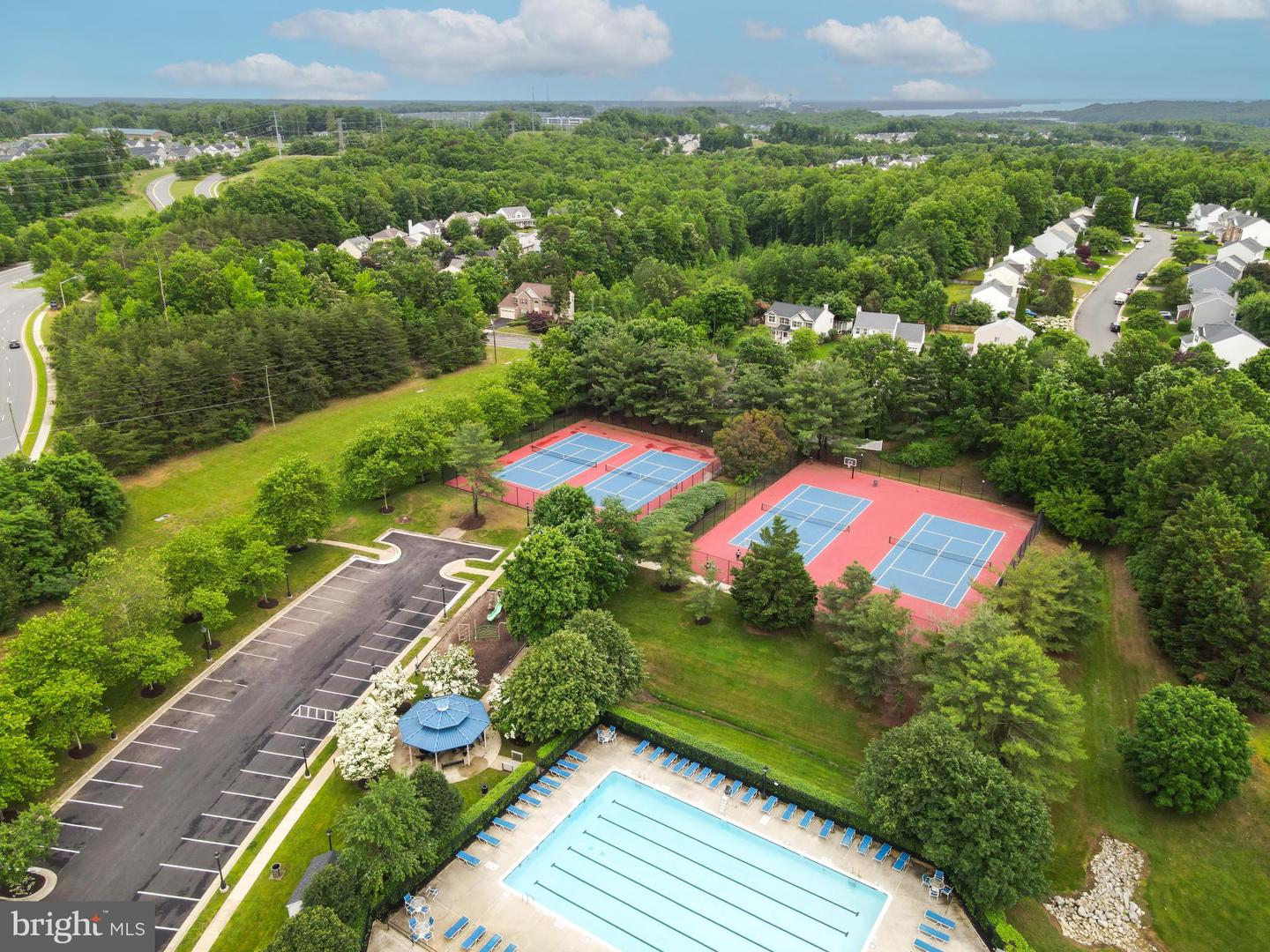 2901 Myrtlewood DRIVE