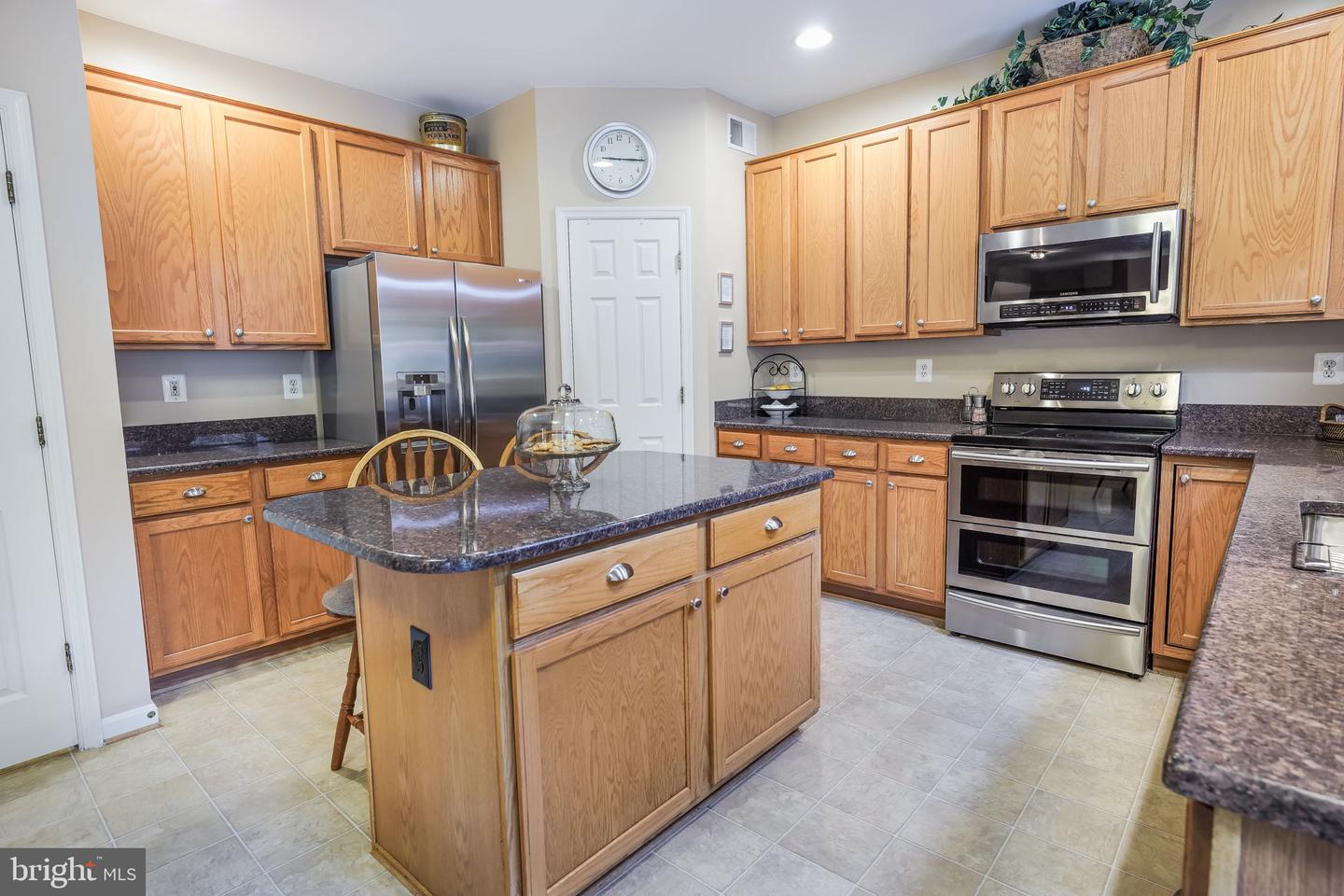 2901 Myrtlewood DRIVE