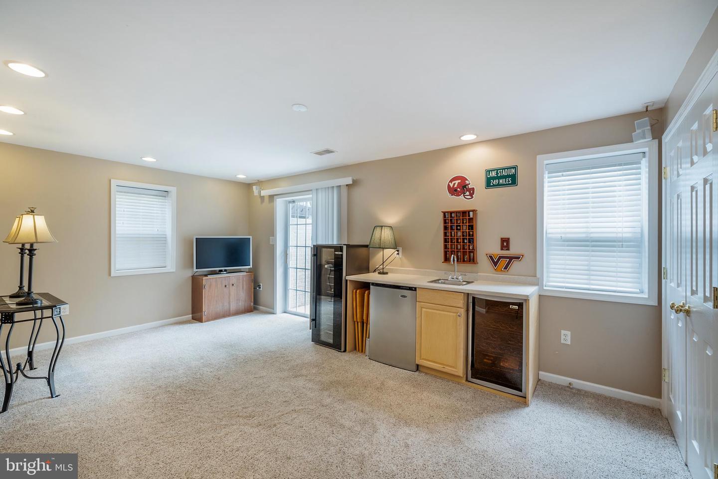 7761 Roseberry Farm DRIVE