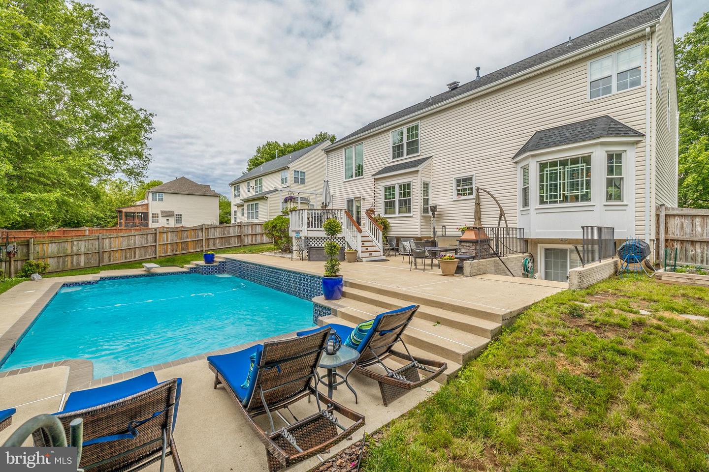 7761 Roseberry Farm DRIVE