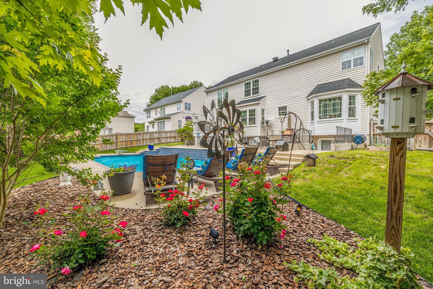 7761 Roseberry Farm DRIVE