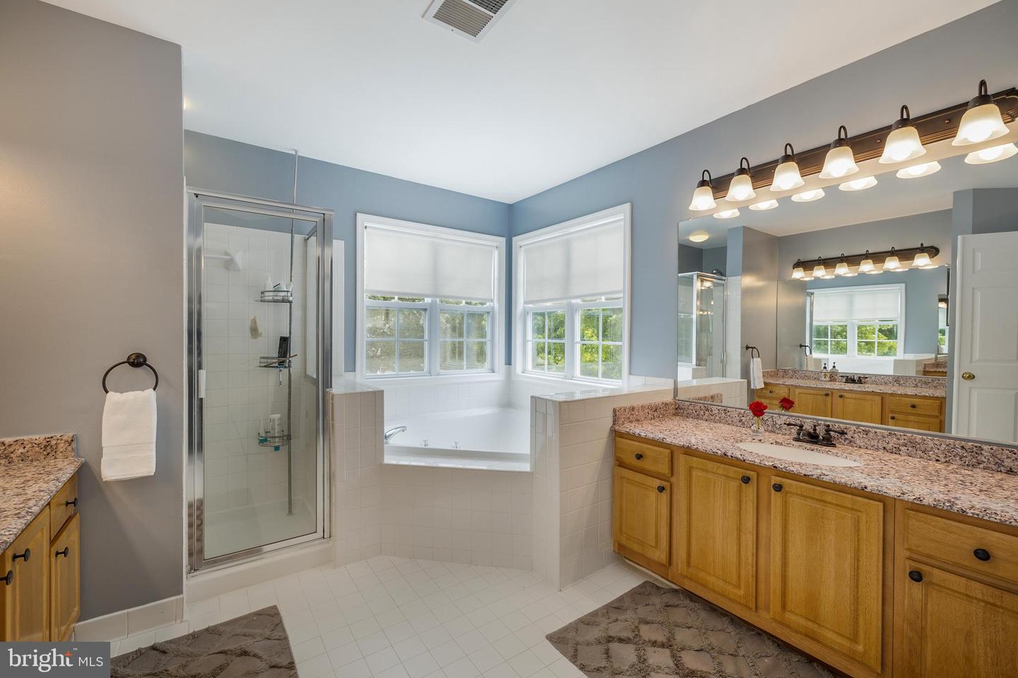 7761 Roseberry Farm DRIVE