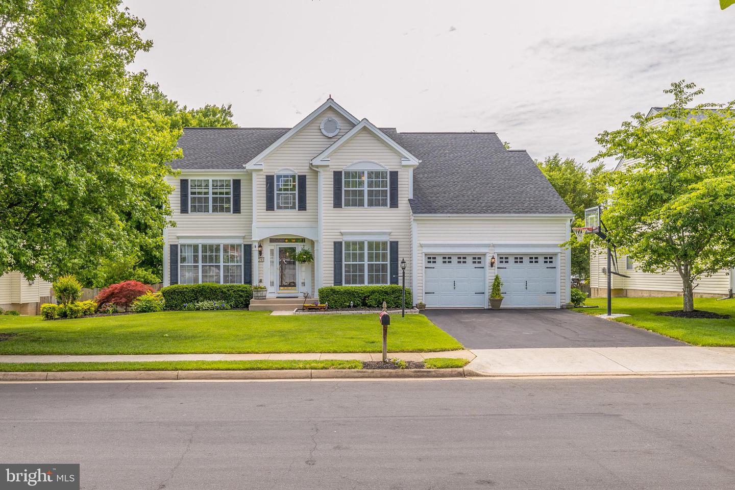 7761 Roseberry Farm DRIVE
