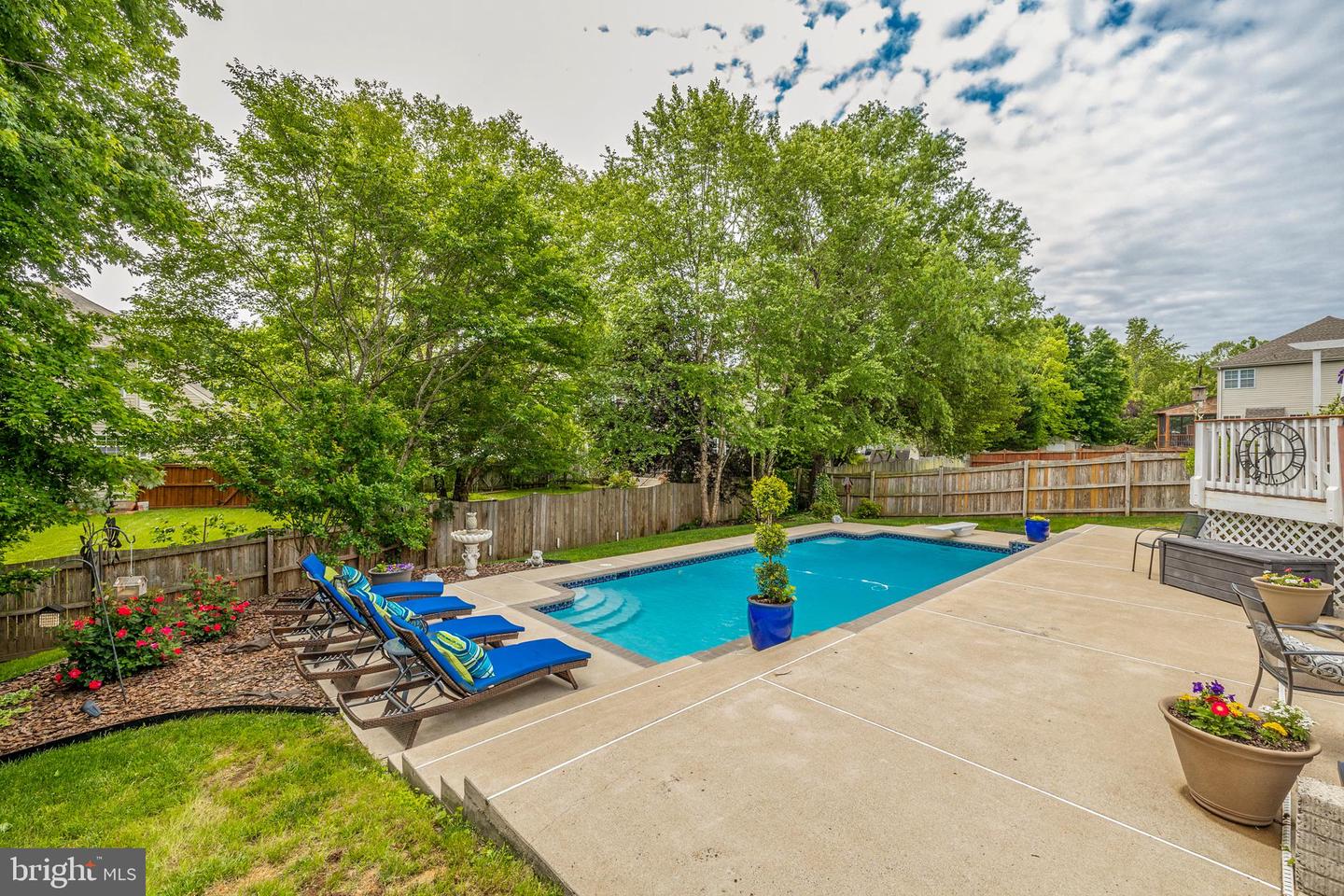 7761 Roseberry Farm DRIVE