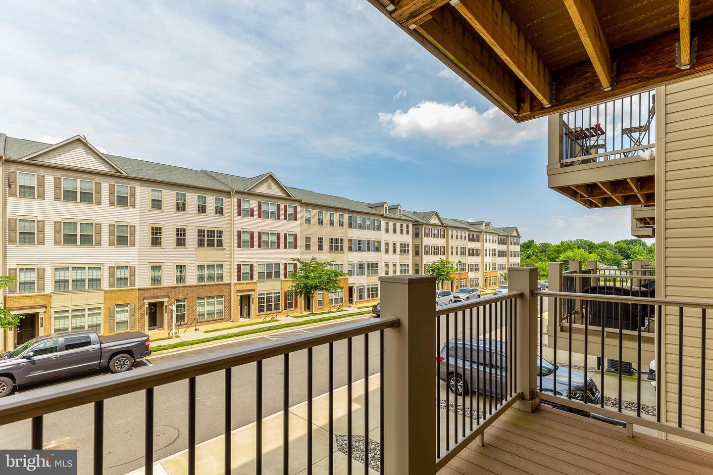 3691 Chippendale CIRCLE Unit: 62