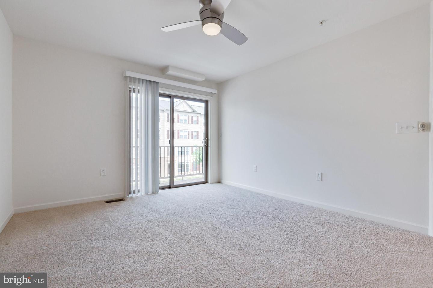 3691 Chippendale CIRCLE Unit: 62