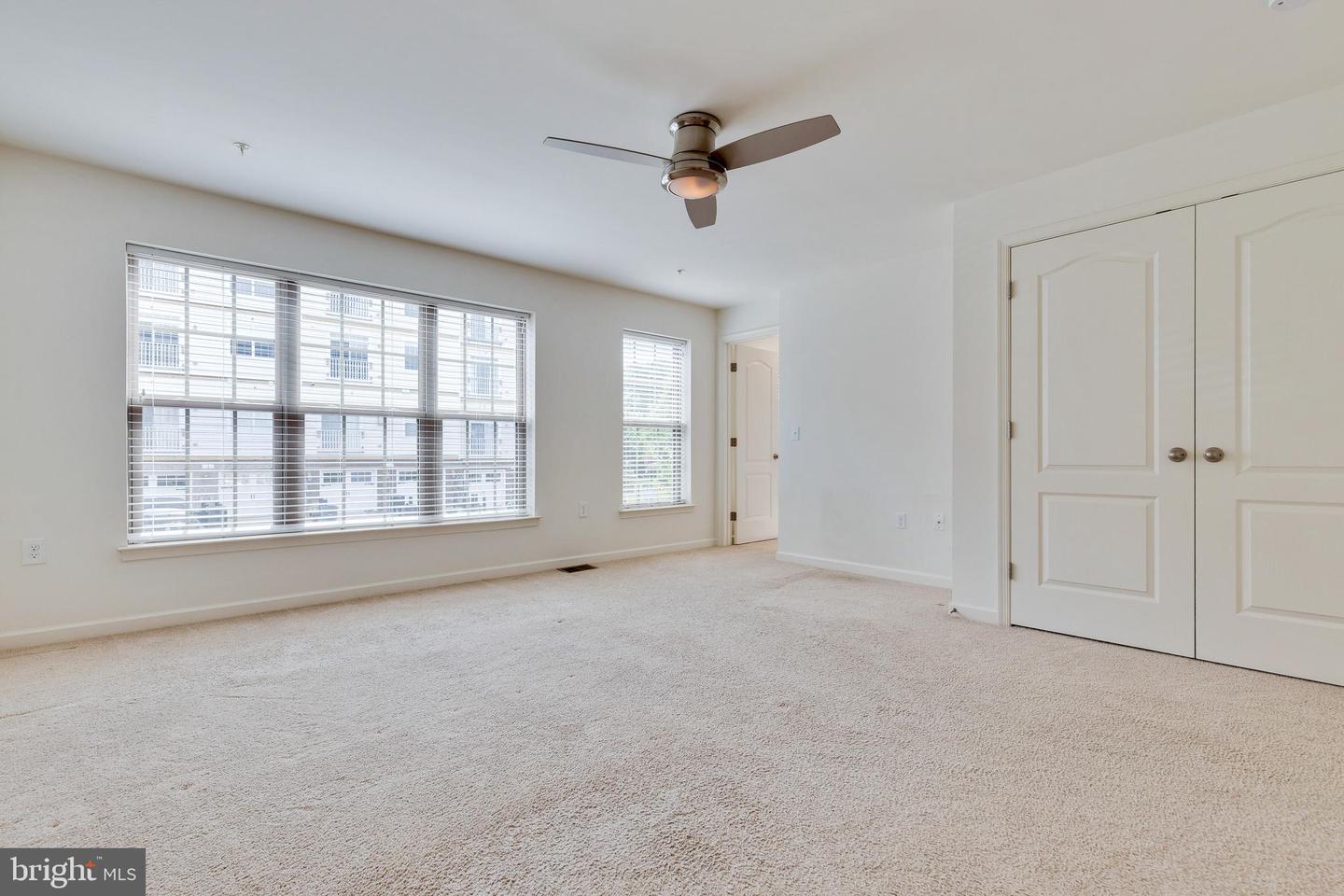 3691 Chippendale CIRCLE Unit: 62