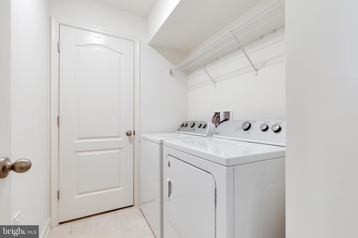 3691 Chippendale CIRCLE Unit: 62