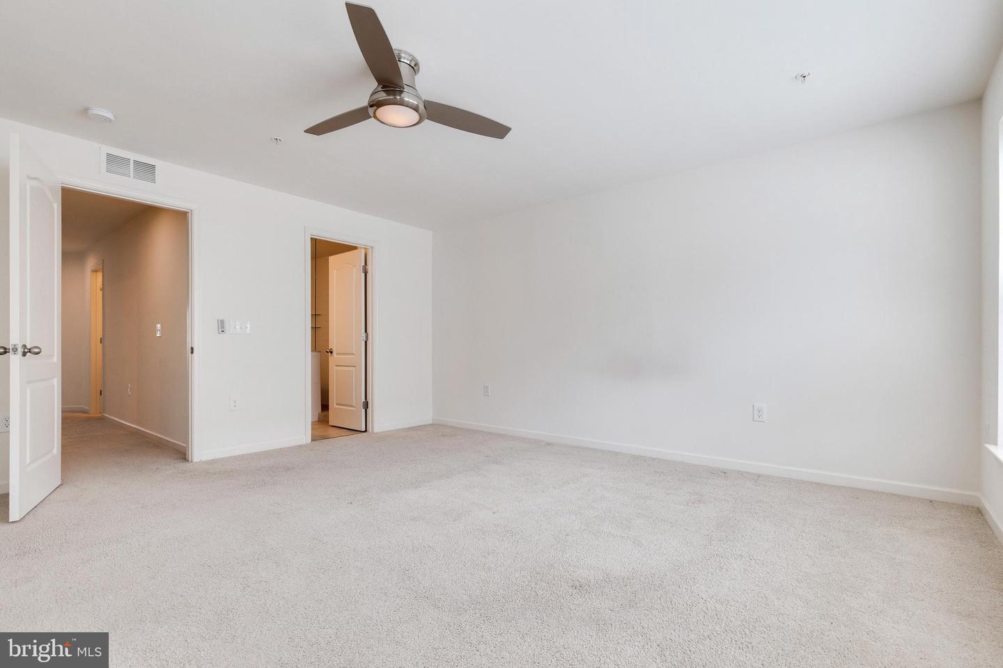 3691 Chippendale CIRCLE Unit: 62