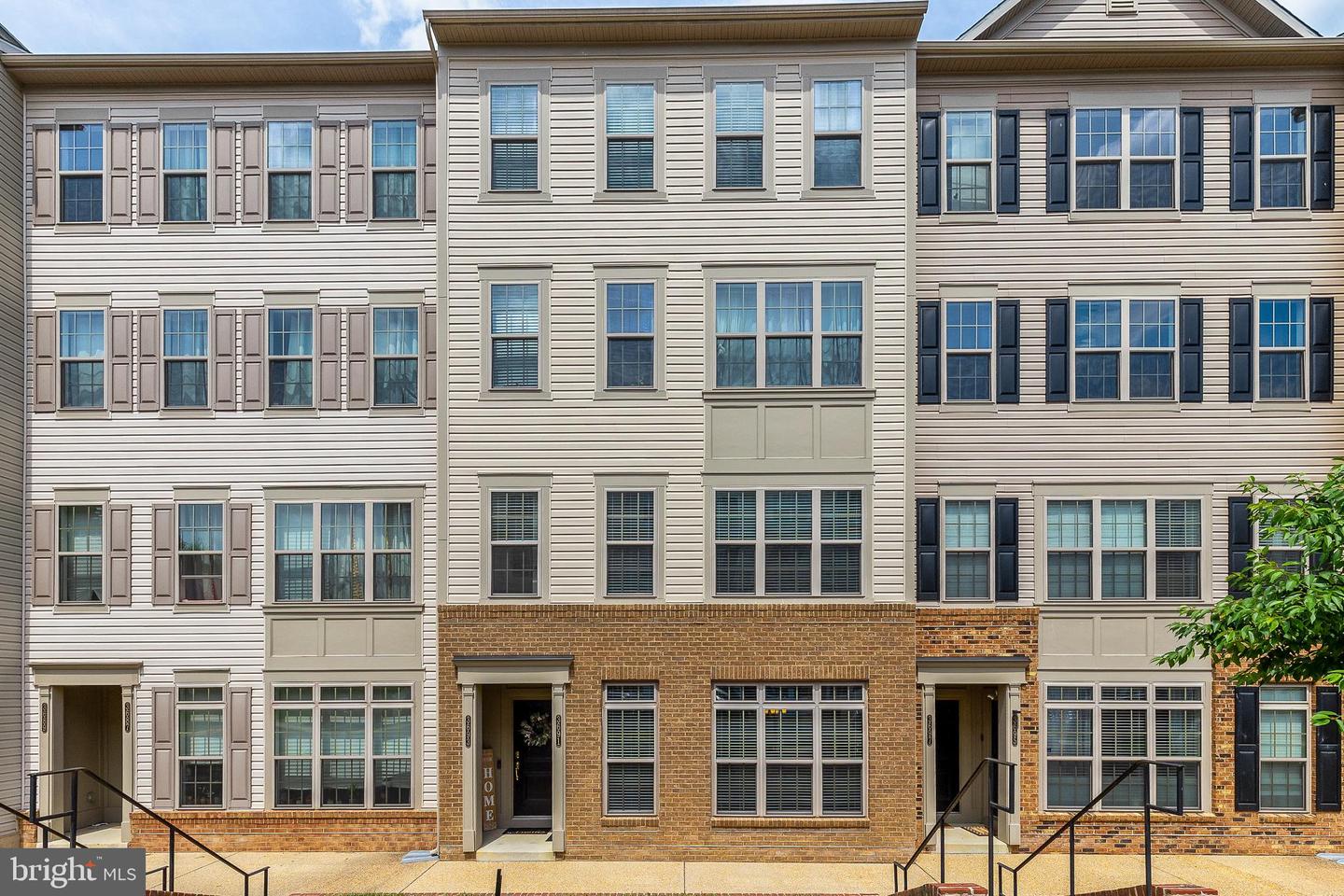 3691 Chippendale CIRCLE Unit: 62