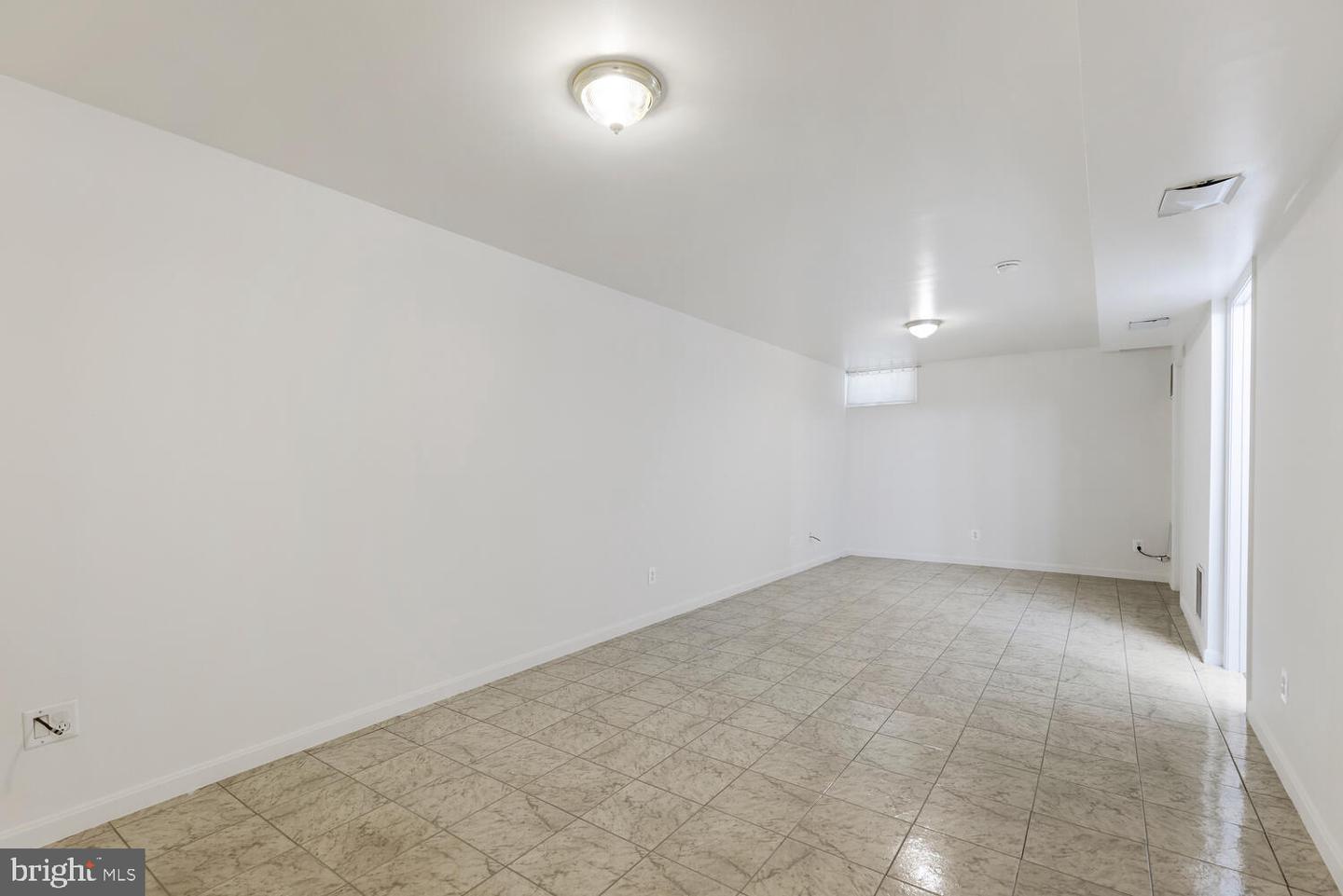 5784 Birch White COURT