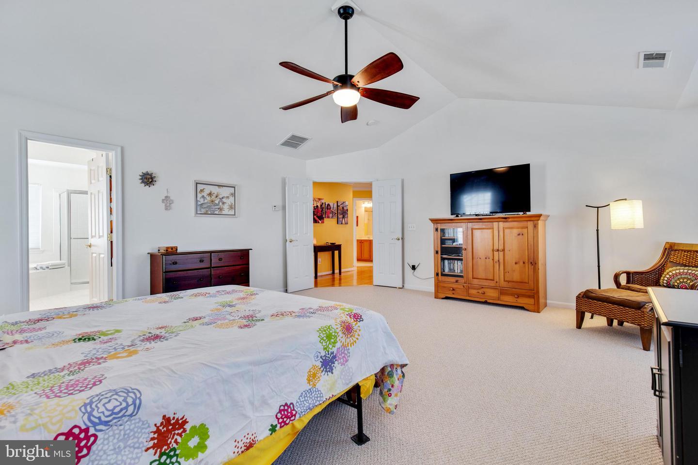 10631 Red Wine COURT