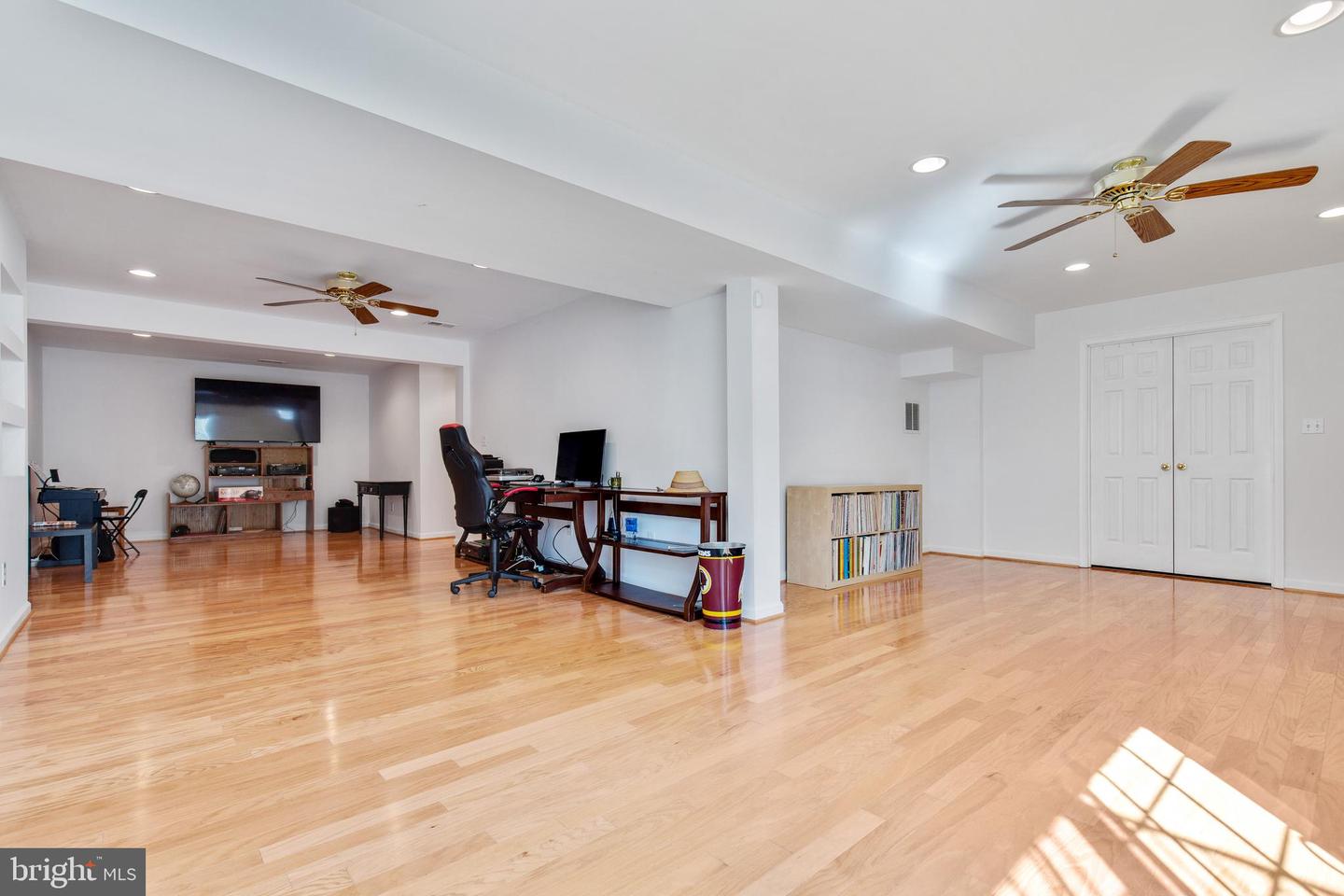 10631 Red Wine COURT
