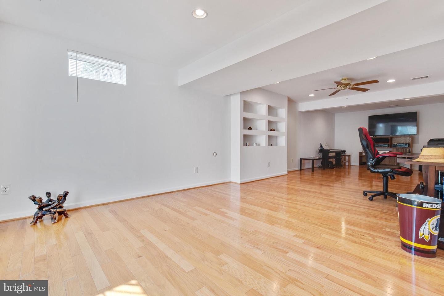 10631 Red Wine COURT