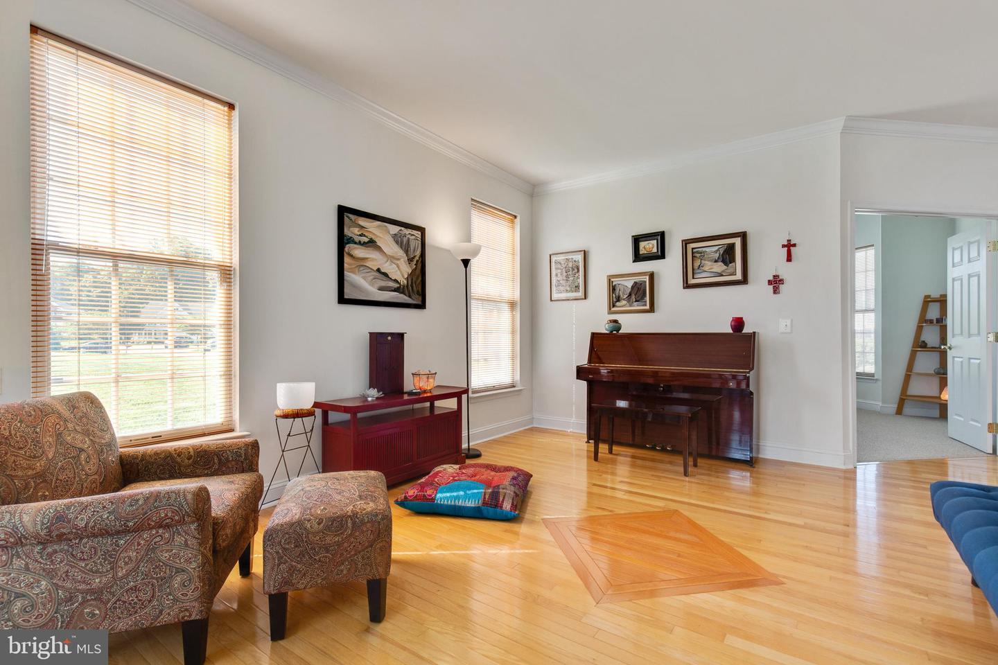 10631 Red Wine COURT