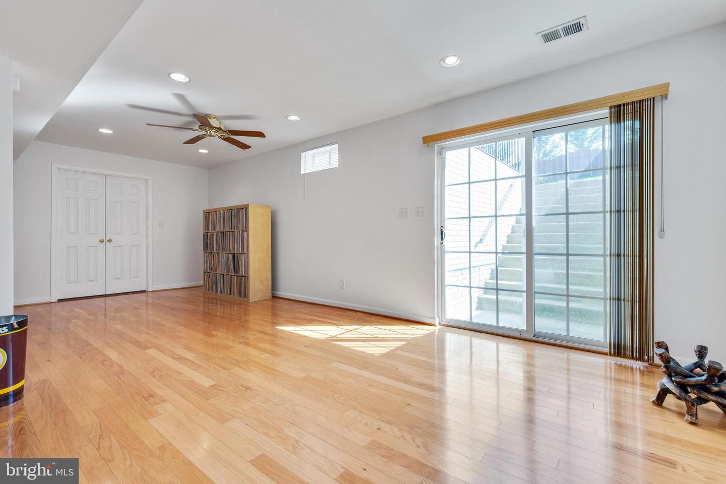 10631 Red Wine COURT