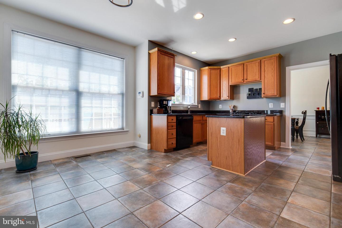 10631 Red Wine COURT