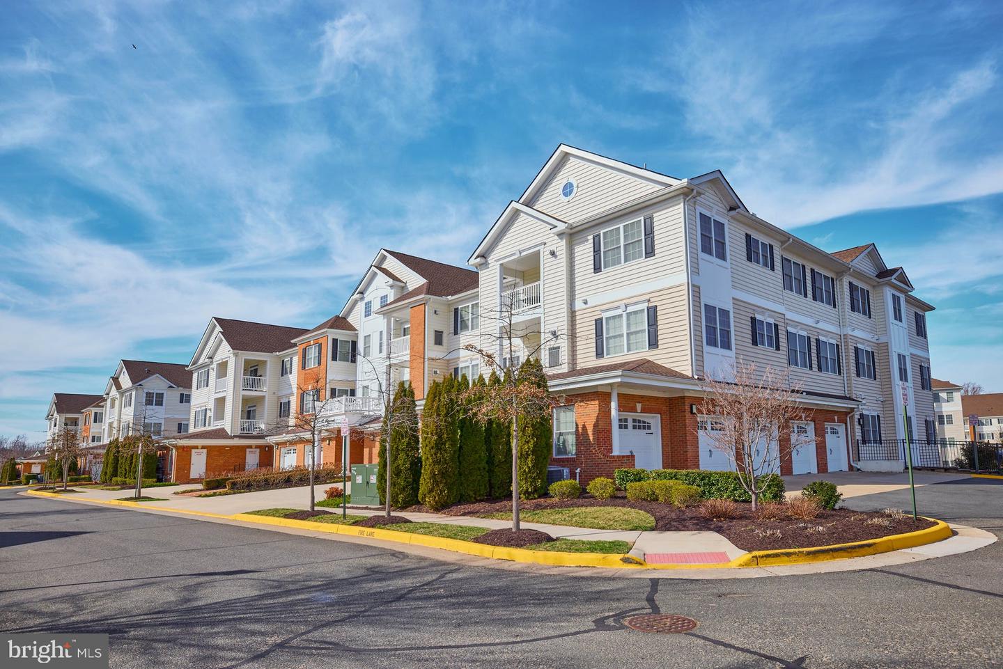 15211 Royal Crest DRIVE Unit: 407