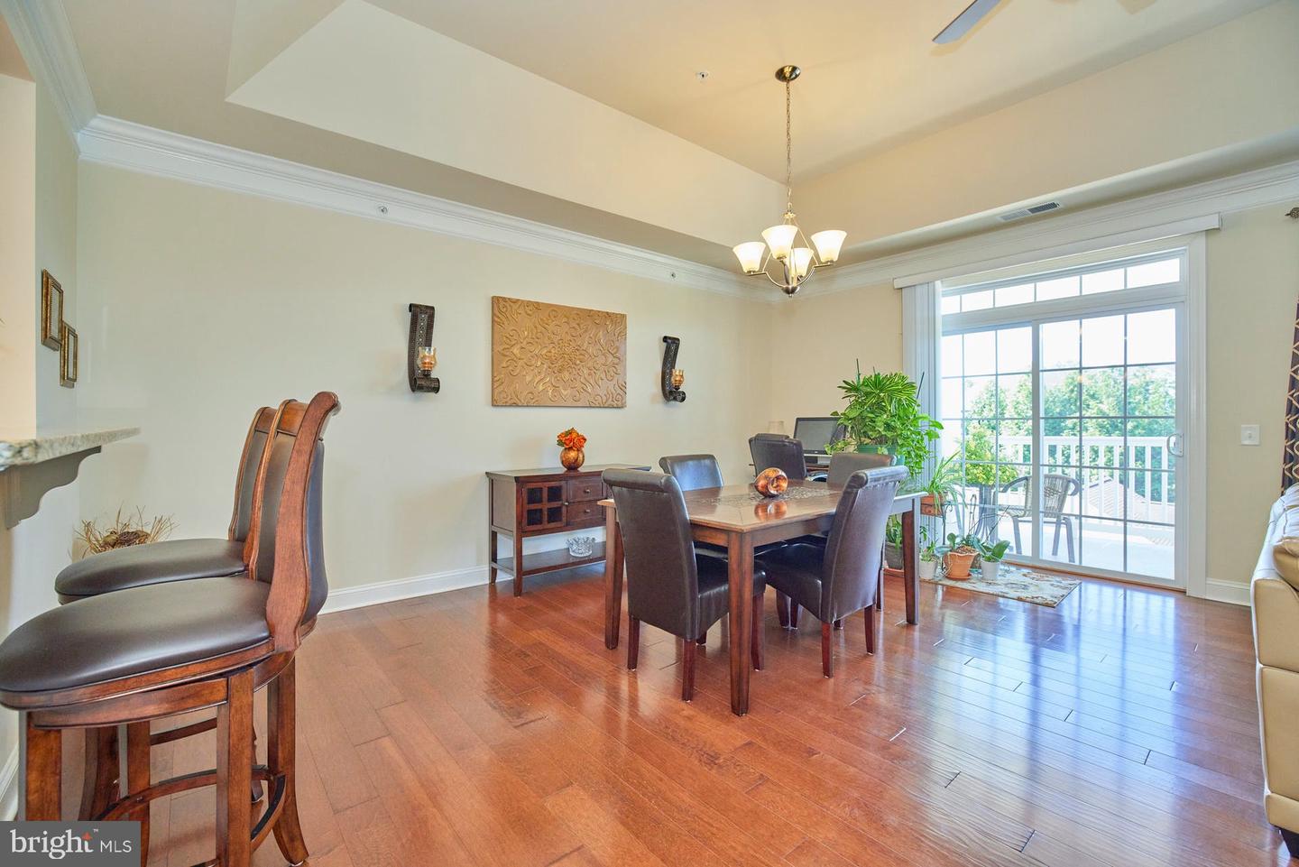 15211 Royal Crest DRIVE Unit: 407