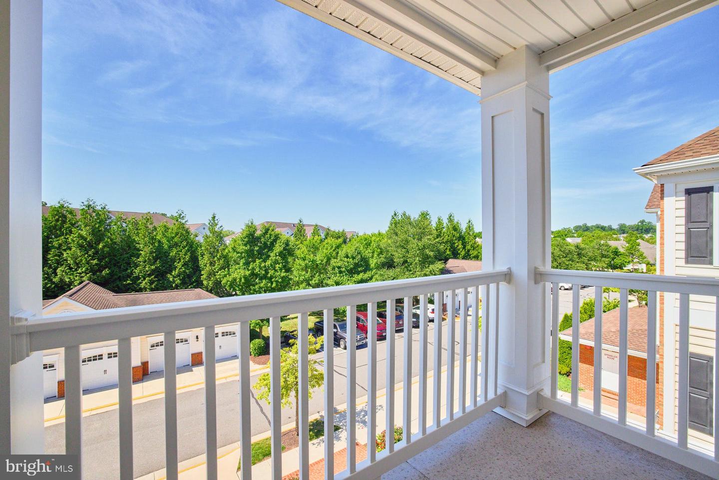 15211 Royal Crest DRIVE Unit: 407