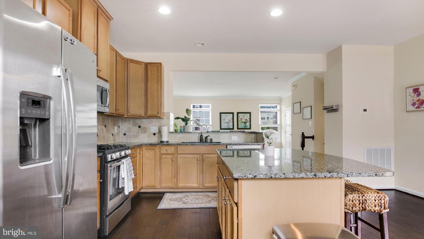 7022 Darbey Knoll DRIVE