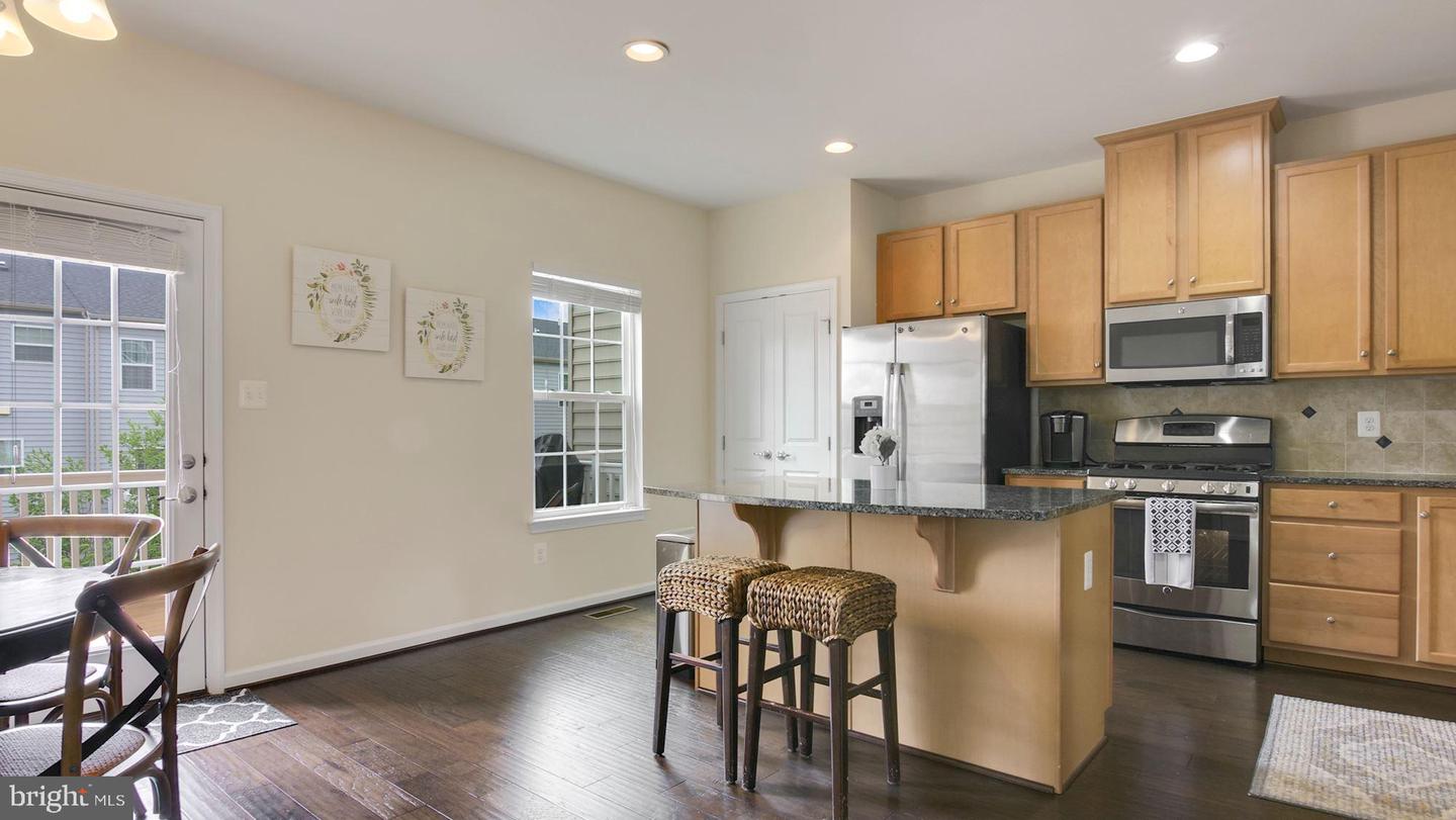 7022 Darbey Knoll DRIVE