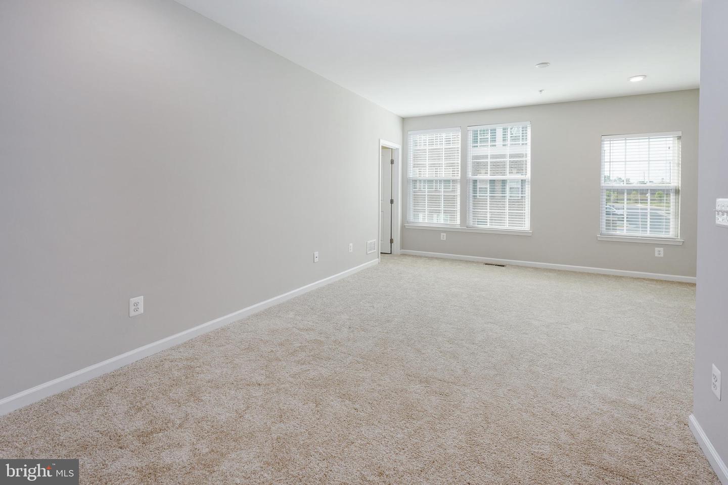 3564 Briarwood DRIVE