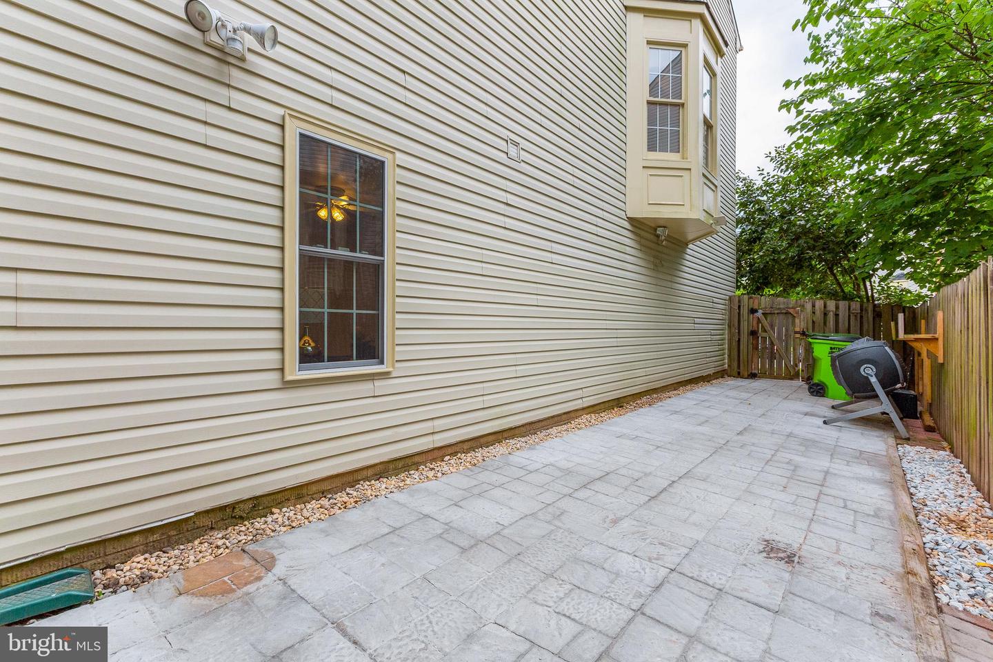 4004 Bali COURT