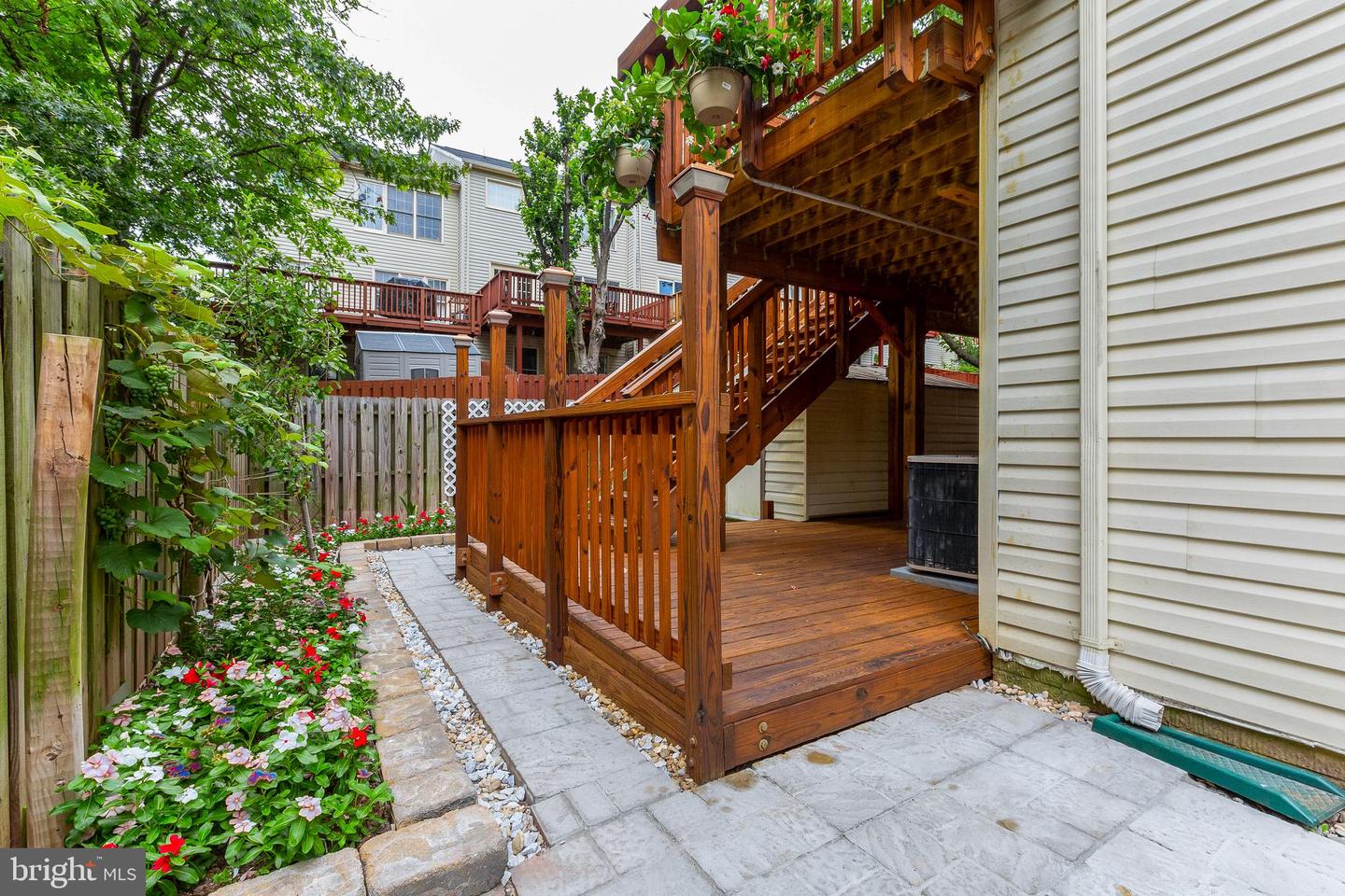 4004 Bali COURT