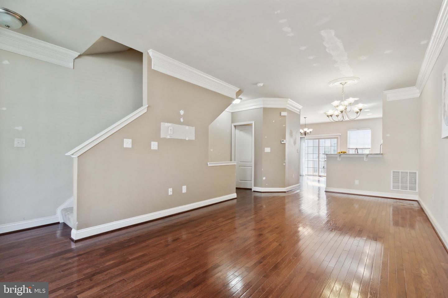 4404 Potomac Highlands CIRCLE