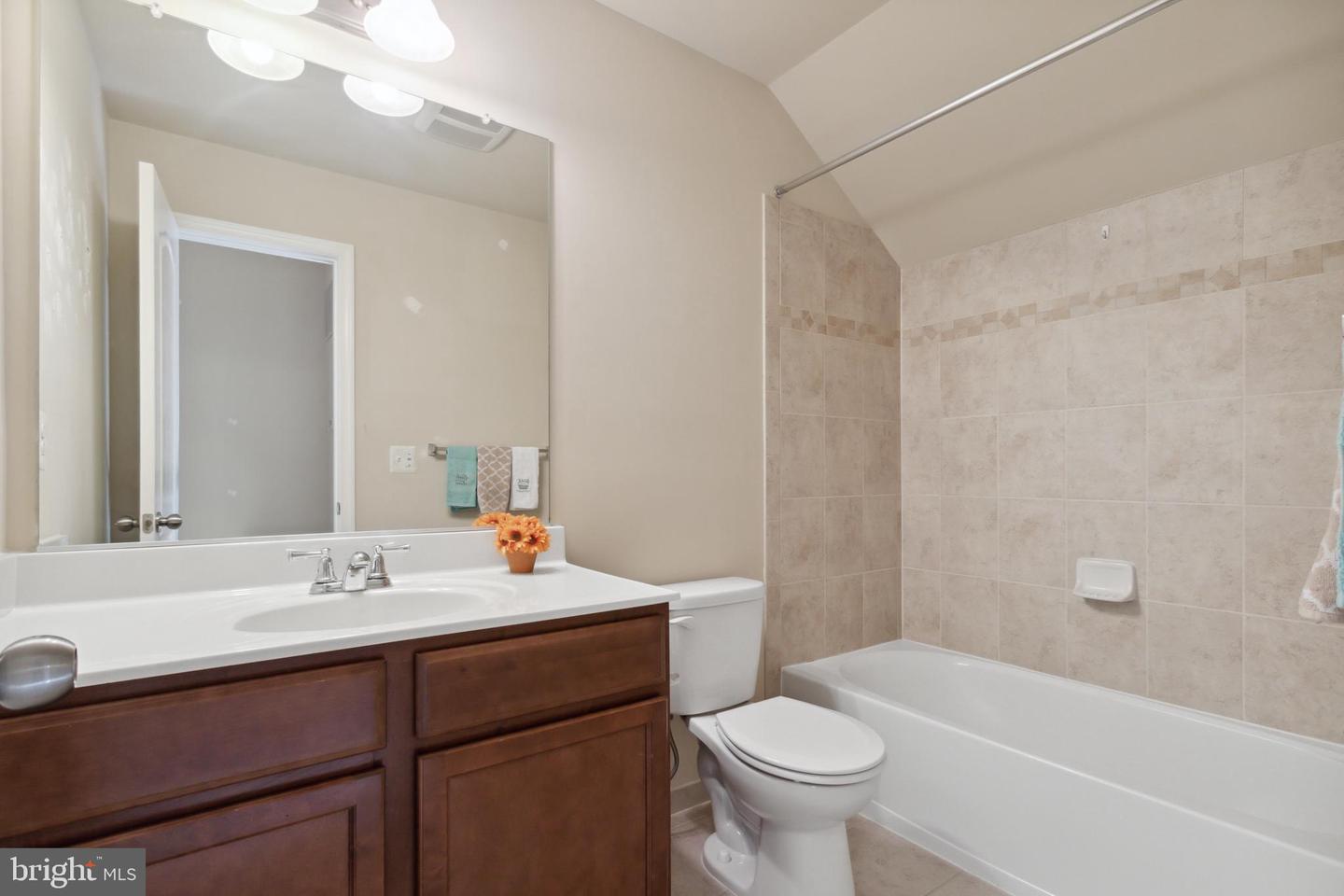 4404 Potomac Highlands CIRCLE