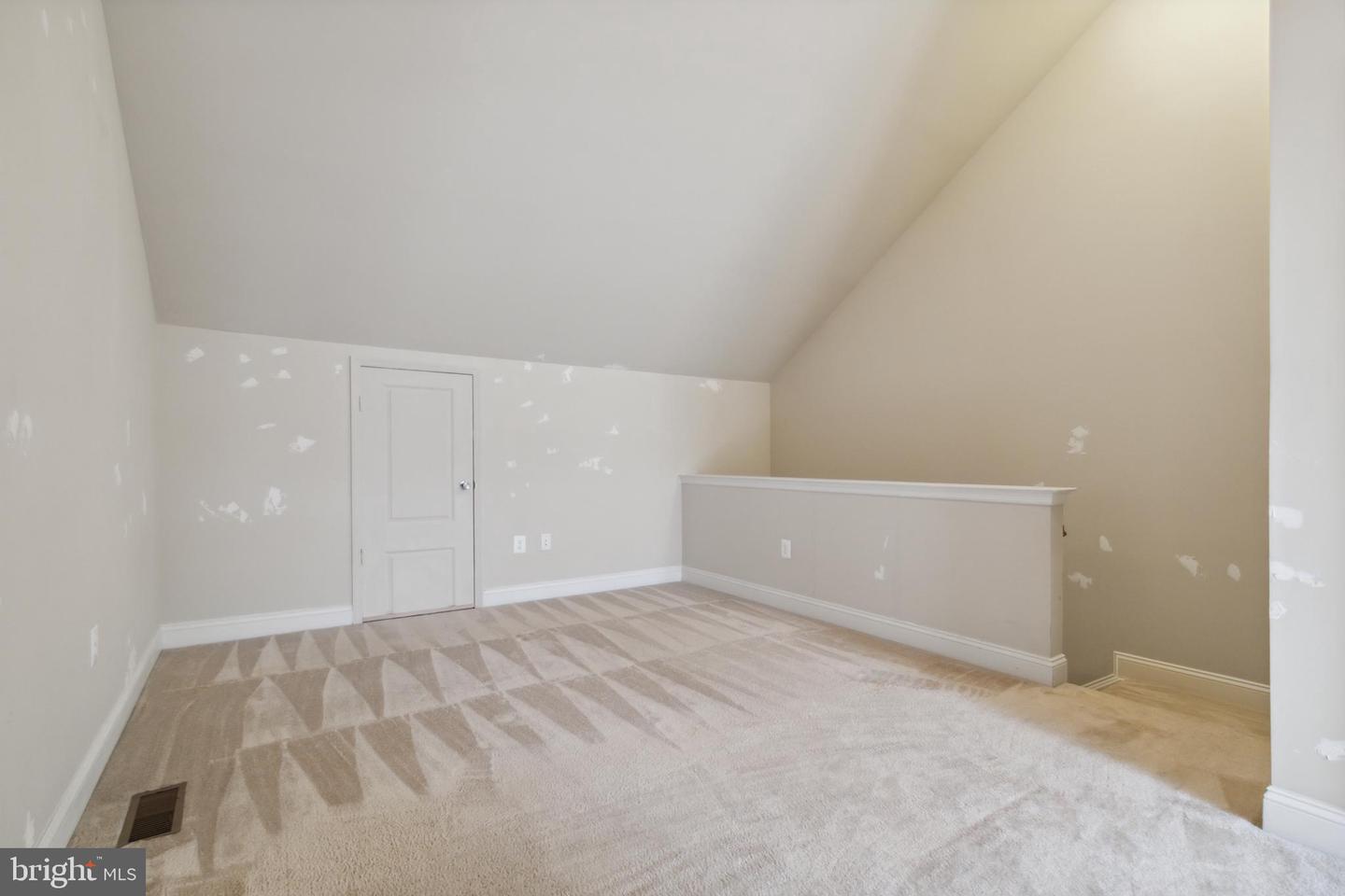 4404 Potomac Highlands CIRCLE