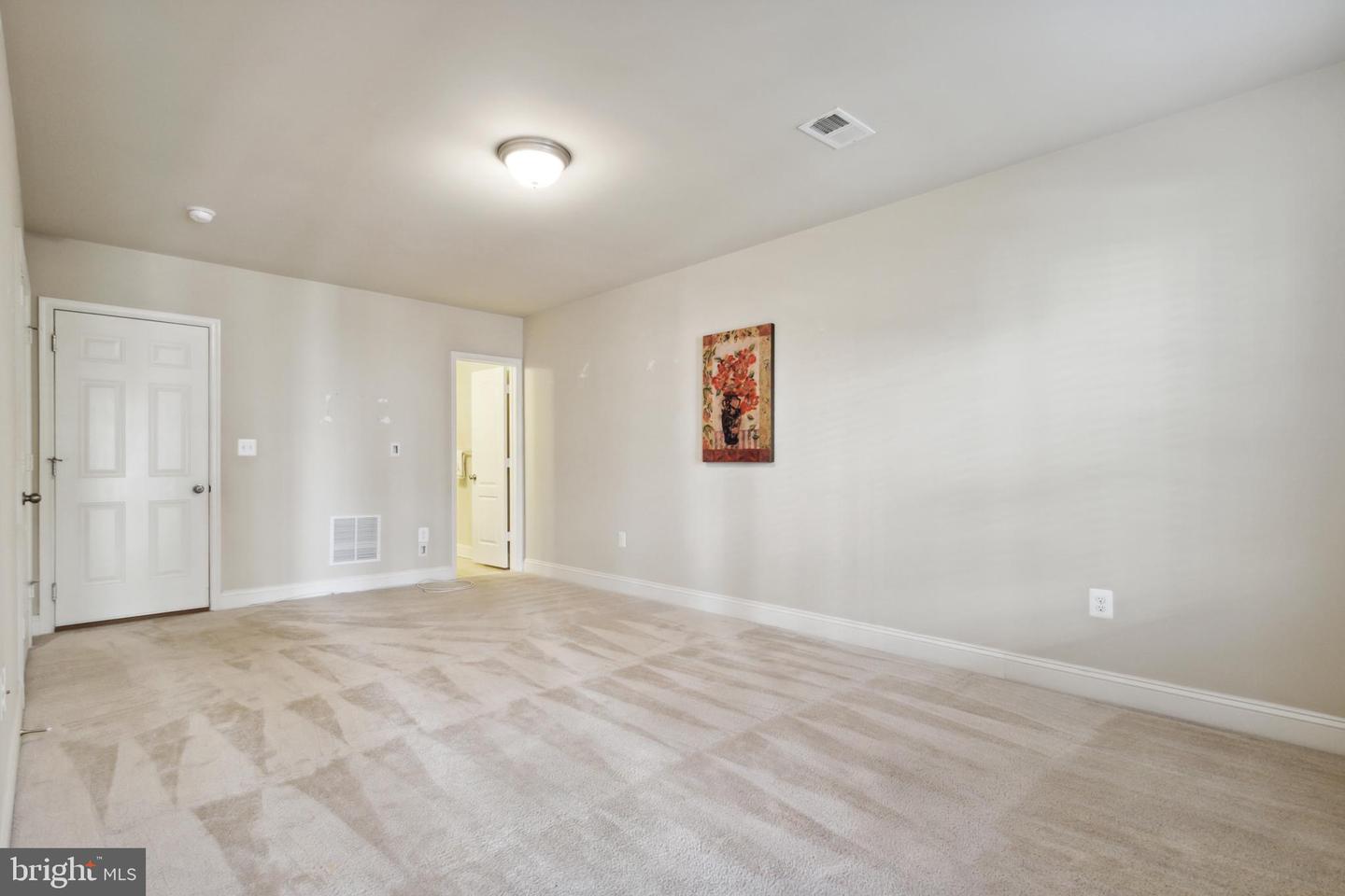 4404 Potomac Highlands CIRCLE