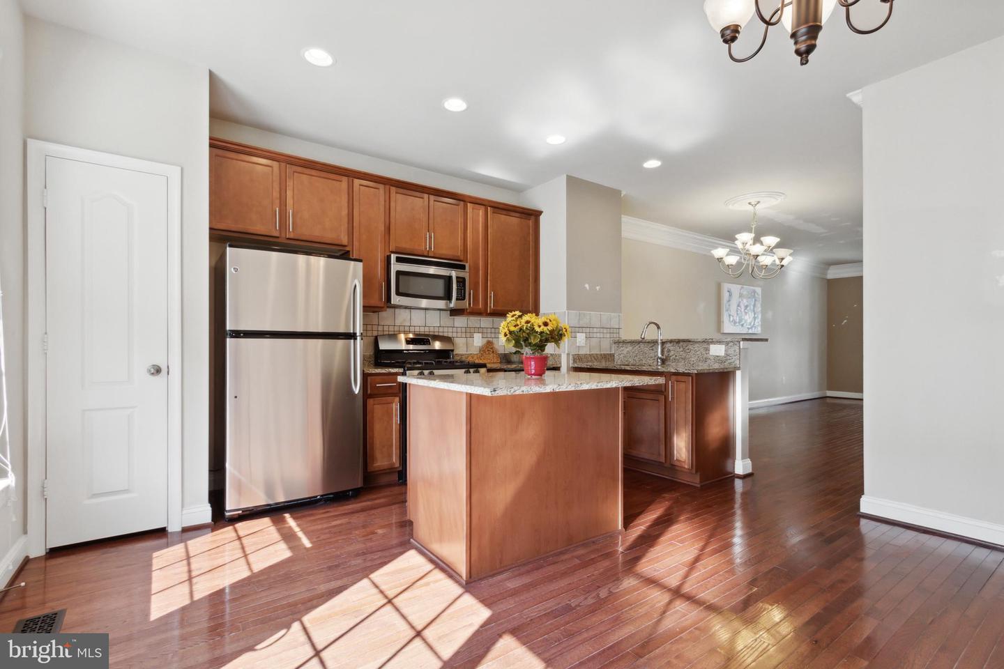 4404 Potomac Highlands CIRCLE