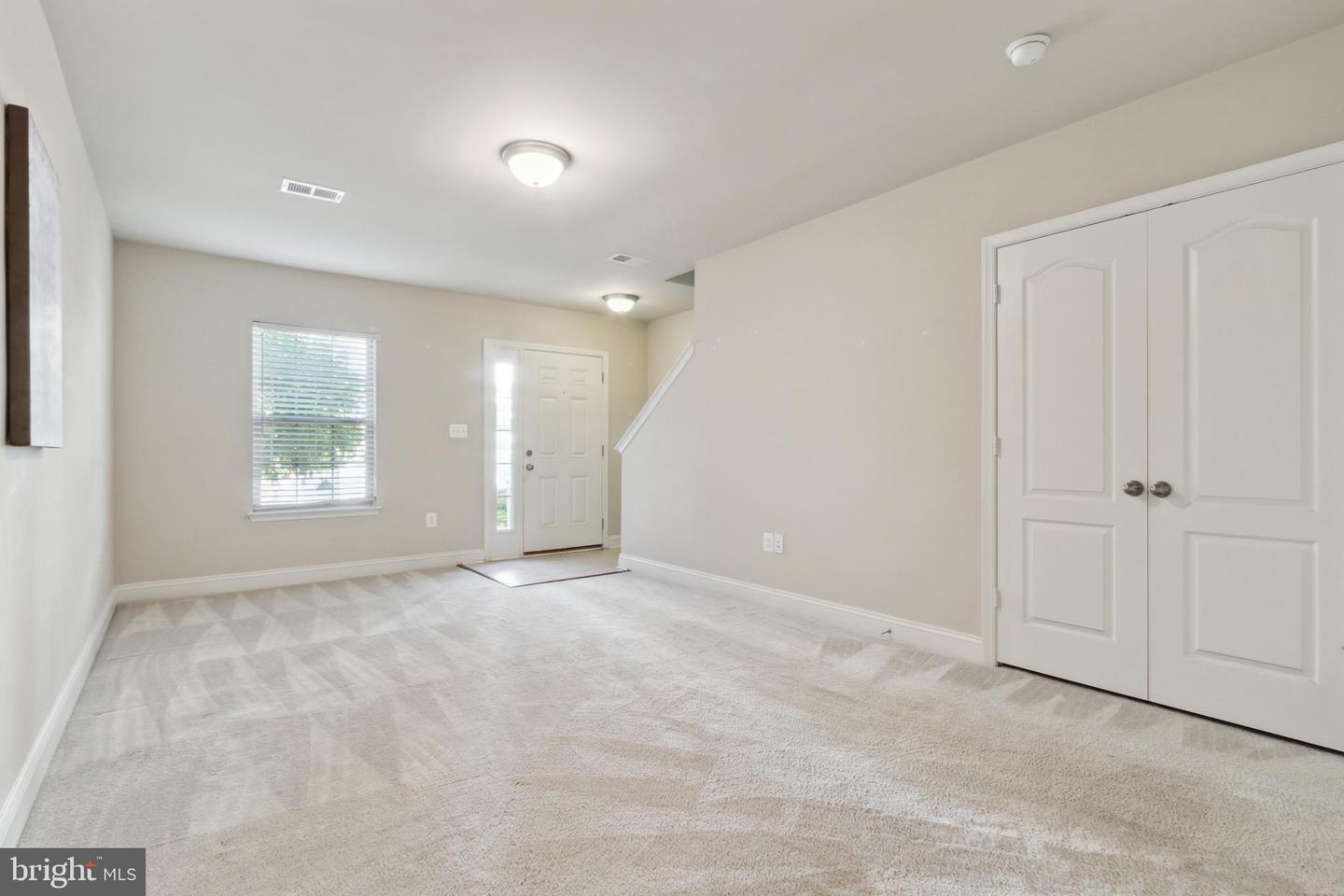 4404 Potomac Highlands CIRCLE
