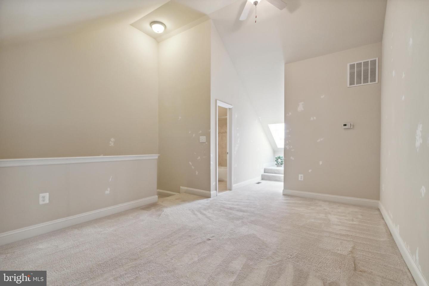 4404 Potomac Highlands CIRCLE
