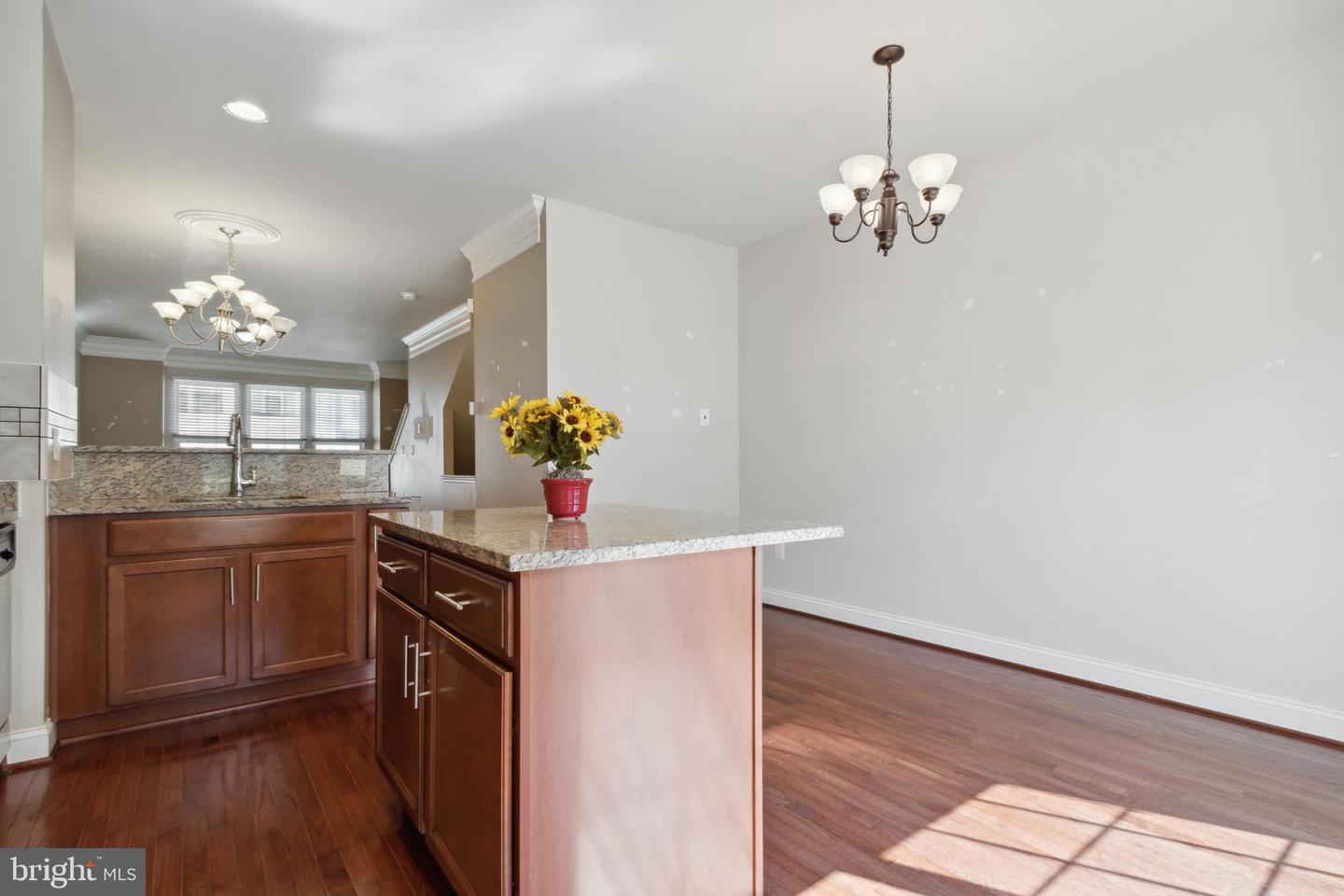 4404 Potomac Highlands CIRCLE