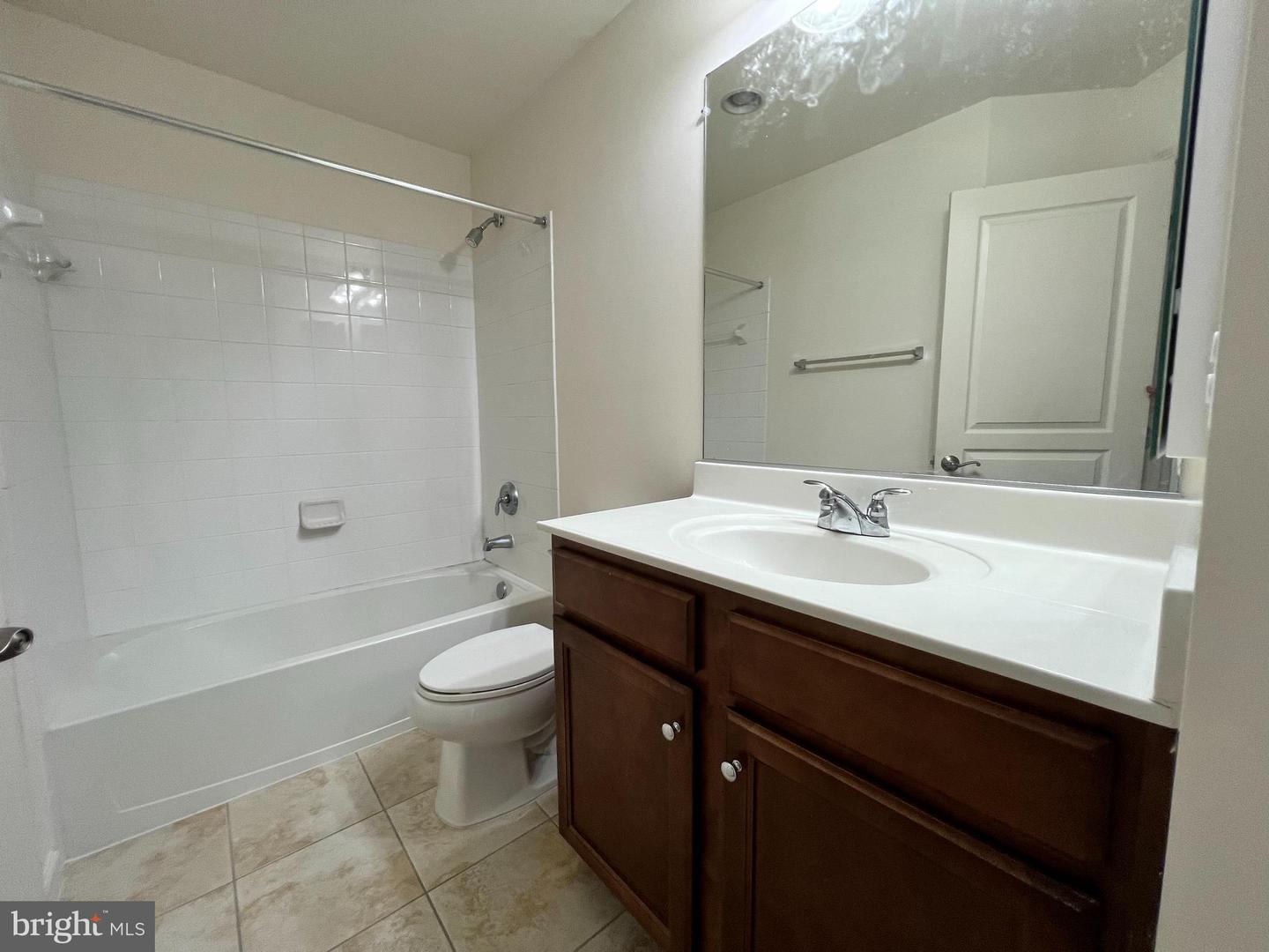 8382 Scotland LOOP Unit: 7