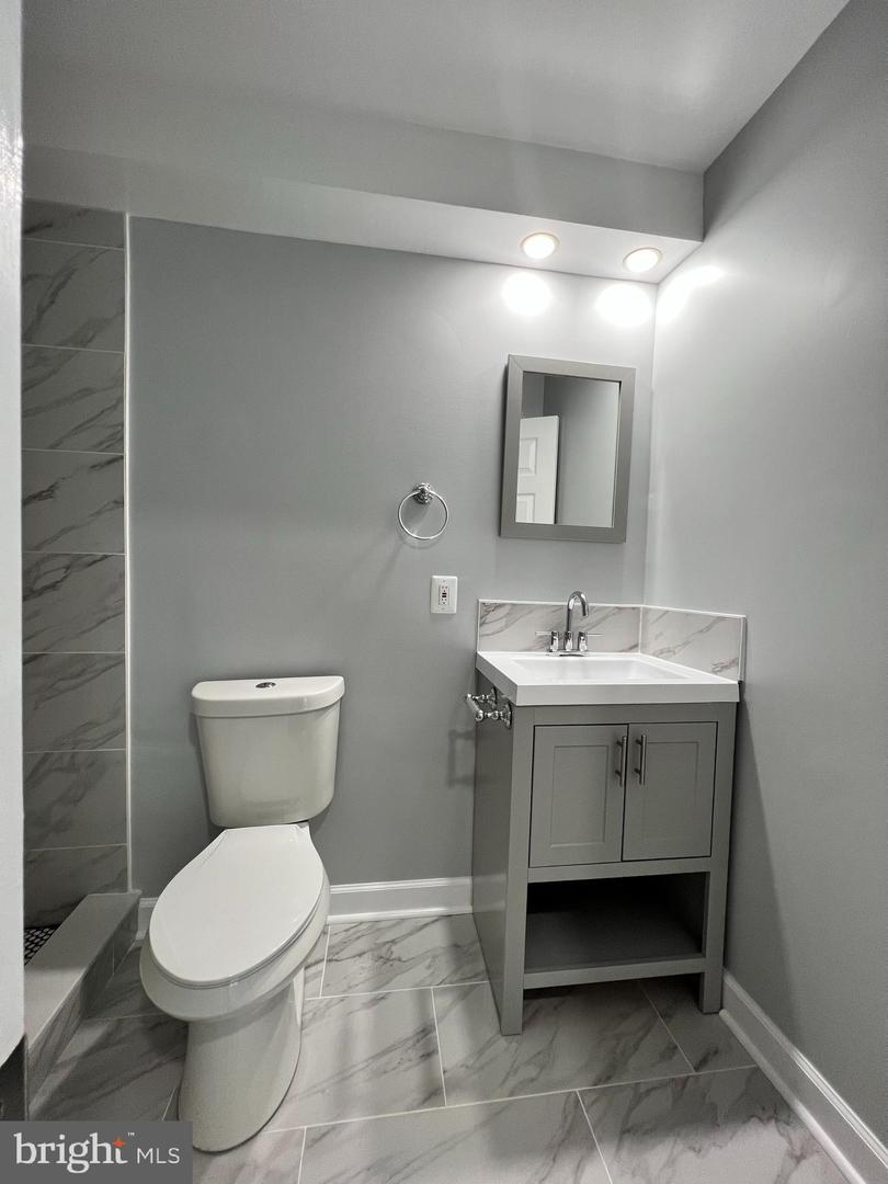 8382 Scotland LOOP Unit: 7