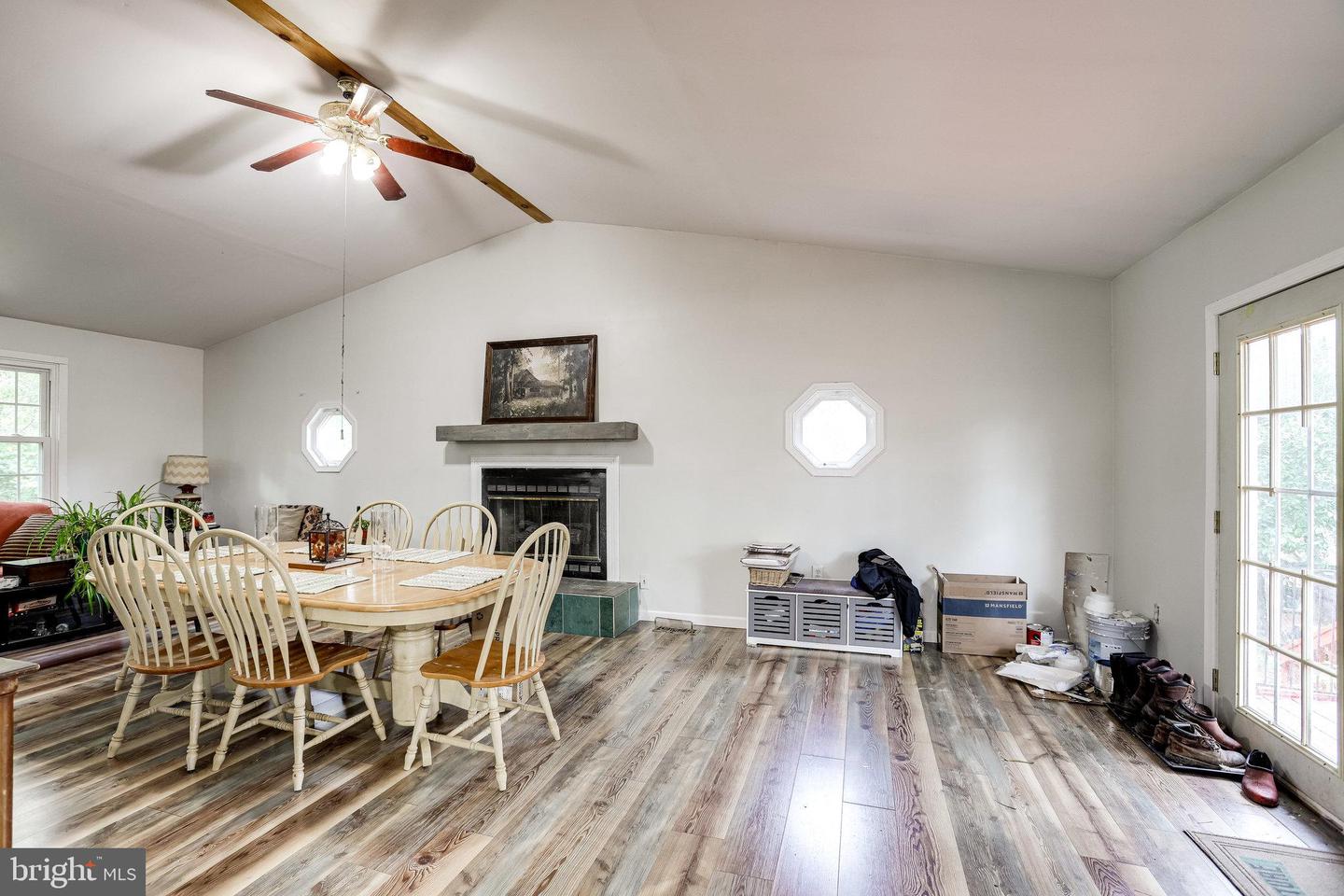 9768 Daniel COURT