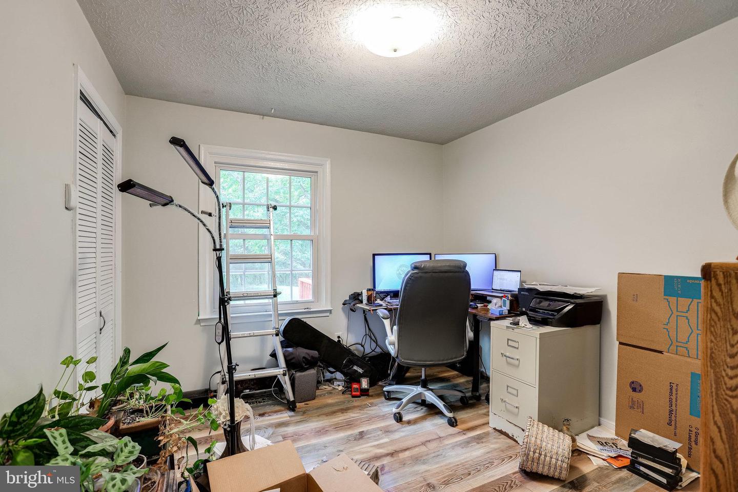 9768 Daniel COURT