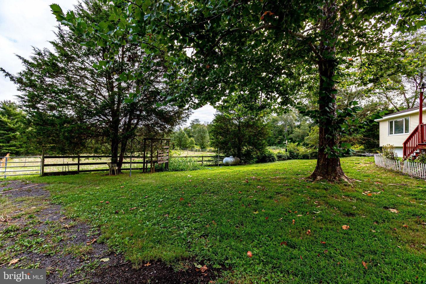 9768 Daniel COURT